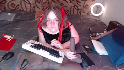 Snapshot of akindmodel chatting on March 8, 2025, 5:49 am Natalie online show from March 8, 2025, 5:49 am