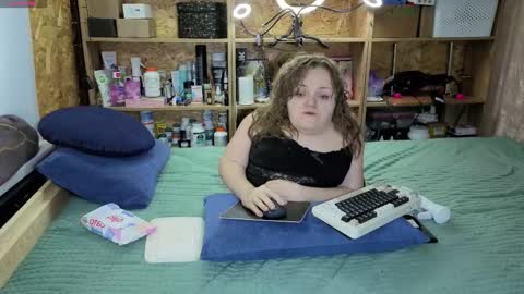 Natalie online show from January 6, 2026, 4:38 am