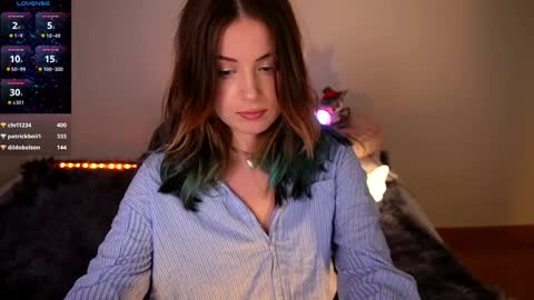 Snapshot of akira_mori chatting on December 11, 2024, 6:20 pm Nameless online show from December 11, 2024, 6:20 pm