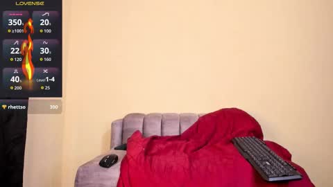 Akira online show from October 18, 2025, 12:02 am