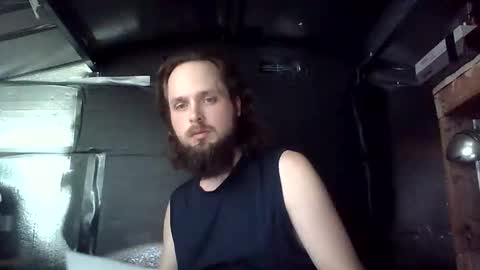 Snapshot of akki175 chatting on December 19, 2025, 5:47 am Jay online show from December 19, 2025, 5:47 am