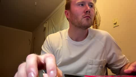 Al online show from September 28, 2025, 1:27 pm