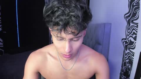 Snapshot of ala_ha_ chatting on May 22, 2026, 2:40 am Ander uwu online show from May 22, 2026, 2:40 am