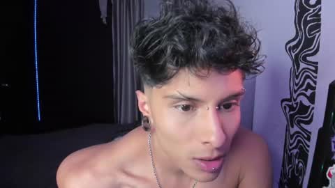 Snapshot of ala_ha_ chatting on July 3, 2026, 2:40 am Ander uwu online show from July 3, 2026, 2:40 am