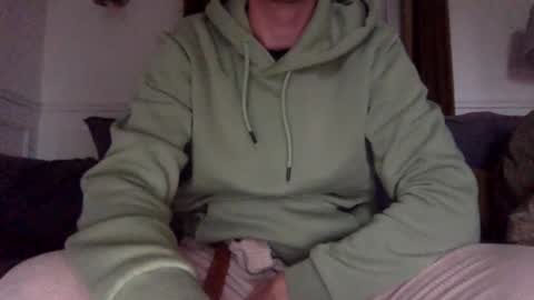 Snapshot of alacool123 chatting on December 31, 2024, 1:52 pm alacool123 online show from December 31, 2024, 1:52 pm