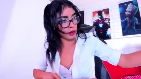 Snapshot of alahia__rodriguez chatting on December 7, 2024, 11:12 pm Alahia Rodriguez online show from December 7, 2024, 11:12 pm