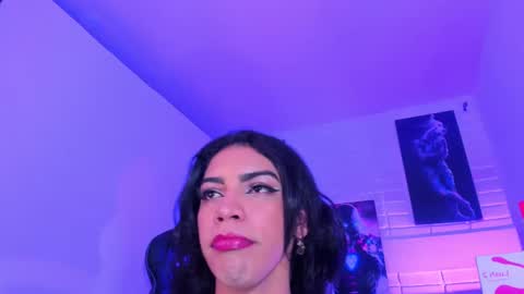 Snapshot of alahia__rodriguez chatting on January 16, 2025, 8:03 pm Alahia Rodriguez online show from January 16, 2025, 8:03 pm