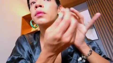 Snapshot of alahia__rodriguez chatting on May 7, 2026, 7:08 pm Alahia Rodriguez online show from May 7, 2026, 7:08 pm