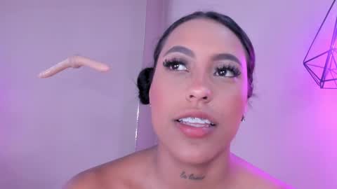 Alahia  online show from March 7, 2025, 5:49 pm