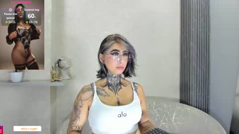 ALAHIA online show from June 14, 2026, 4:42 pm