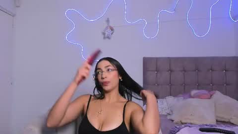 Alaia Alegria online show from July 2, 2026, 10:16 pm