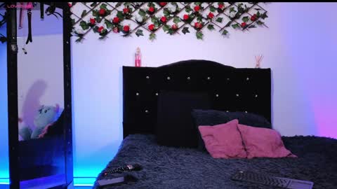 Alaia online show from April 15, 2026, 2:07 am