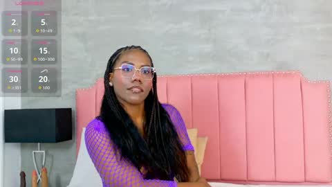 alaia_colins online show from April 29, 2026, 1:21 am