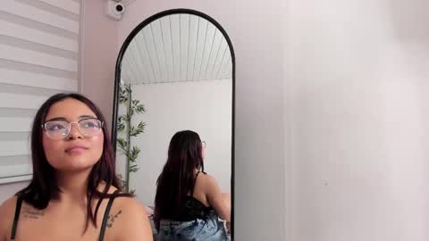 alaia_soto online show from March 5, 2025, 11:27 pm
