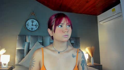  Alaia  online show from February 6, 2025, 11:32 am