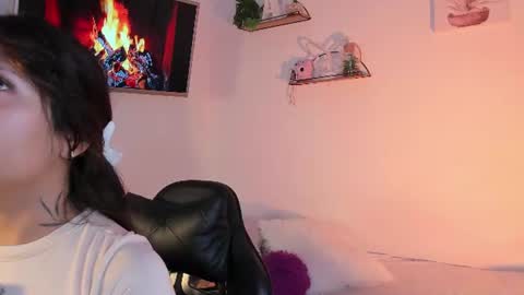   online show from June 25, 2026, 10:42 am