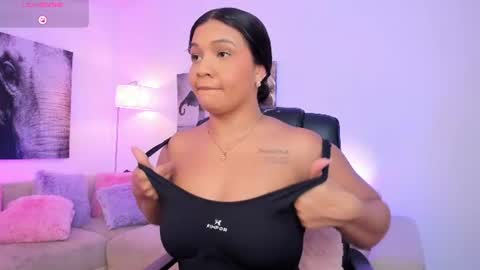 Alaia online show from July 27, 2026, 7:10 pm