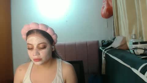 Snapshot of alaina_blessed chatting on May 13, 2026, 8:49 pm alaina_blessed online show from May 13, 2026, 8:49 pm