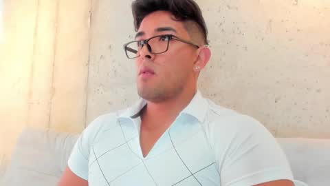 Snapshot of alan_greek_1 chatting on February 19, 2025, 3:16 pm Alan greek online show from February 19, 2025, 3:16 pm