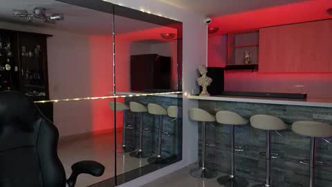 Snapshot of alan_vidal chatting on March 2, 2026, 7:15 am Alan Vidal online show from March 2, 2026, 7:15 am