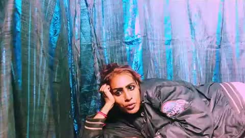 alana_del_ray online show from July 28, 2026, 2:13 pm