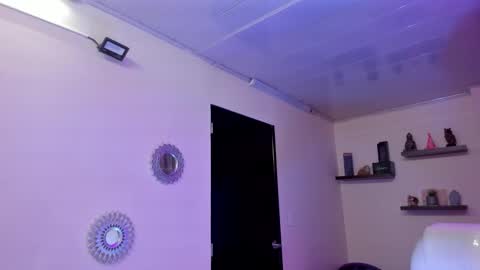 Maeve  online show from December 30, 2024, 5:02 pm