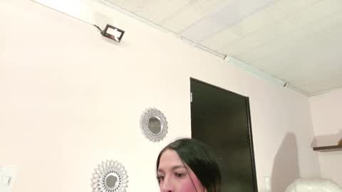 Maeve  online show from September 28, 2025, 10:20 am