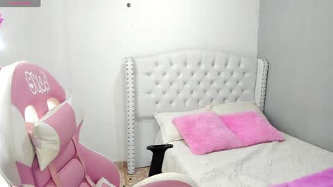 Alana. online show from January 13, 2025, 1:34 am