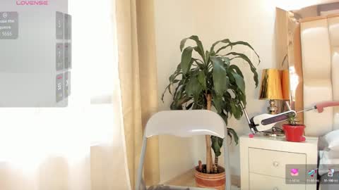       online show from March 4, 2025, 3:37 pm