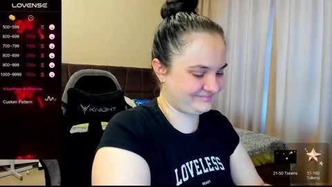 Julia online show from September 12, 2025, 1:00 pm