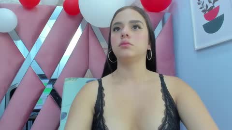 Snapshot of alanaflores chatting on February 3, 2025, 12:36 pm Alana Flores online show from February 3, 2025, 12:36 pm