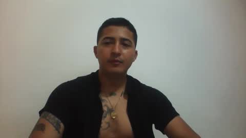 alanj998 online show from May 20, 2026, 11:00 pm