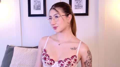 Alanna online show from July 3, 2026, 7:31 pm