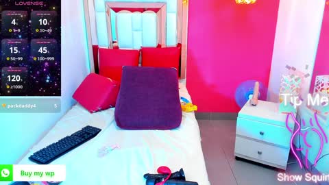 Ana online show from February 3, 2025, 10:43 pm