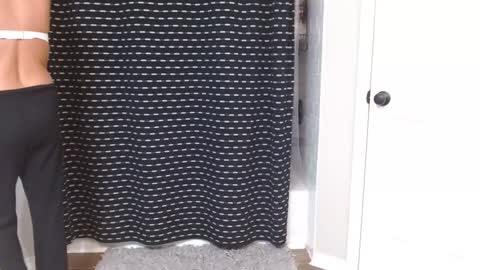 Snapshot of alannarack chatting on March 6, 2025, 4:38 pm Alanna Rack online show from March 6, 2025, 4:38 pm