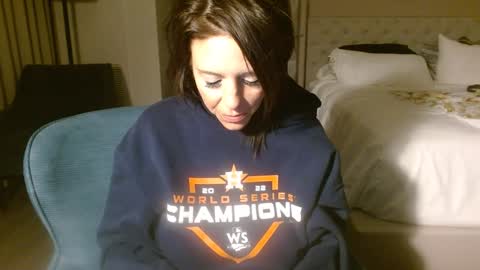 Snapshot of alannarack chatting on March 12, 2025, 12:42 am Alanna Rack online show from March 12, 2025, 12:42 am