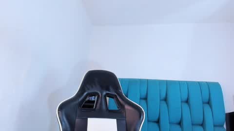 alannaughty_ online show from January 29, 2025, 12:22 am