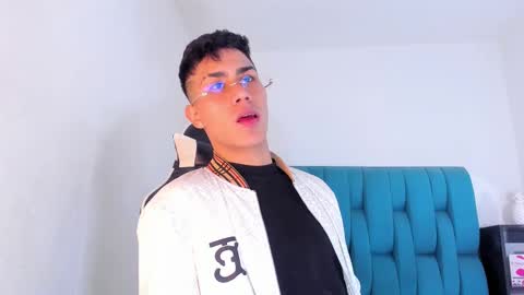 alannaughty_ online show from March 7, 2025, 8:55 pm