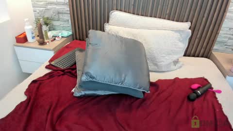 alannavidal online show from February 4, 2025, 6:25 am