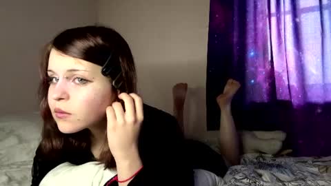 Snapshot of alatefrod chatting on July 17, 2026, 2:40 am alatefrod online show from July 17, 2026, 2:40 am