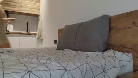 Snapshot of alba_casa chatting on July 21, 2026, 8:55 pm alba_casa online show from July 21, 2026, 8:55 pm