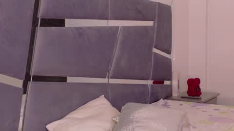 Snapshot of alba_grey chatting on January 10, 2025, 12:59 am alba online show from January 10, 2025, 12:59 am