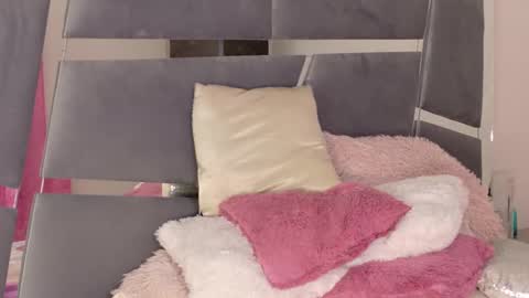 Snapshot of alba_grey chatting on January 28, 2025, 12:36 am alba online show from January 28, 2025, 12:36 am