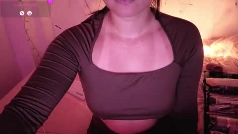 alba_toro535670 online show from October 17, 2025, 12:30 pm