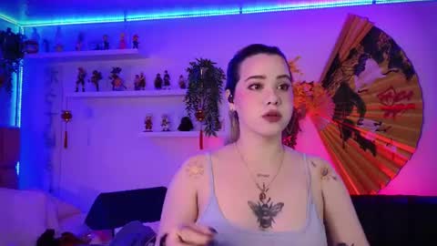 albaandthayron online show from July 6, 2026, 12:13 pm