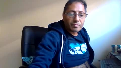 albalchal1973 online show from May 31, 2026, 11:39 pm