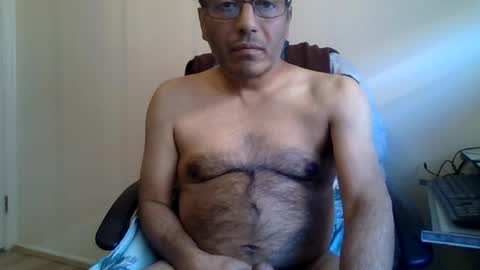 albalchal1973 online show from June 24, 2026, 12:42 am