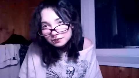 Im Katrina online show from September 25, 2025, 4:43 pm