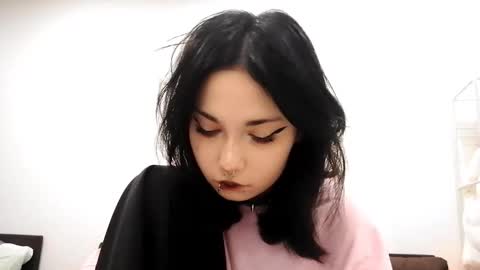 Im Katrina online show from October 13, 2025, 7:14 pm