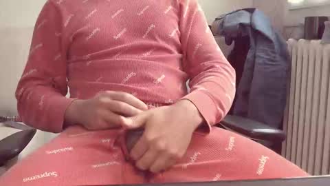 albertom78 online show from November 7, 2025, 11:10 am